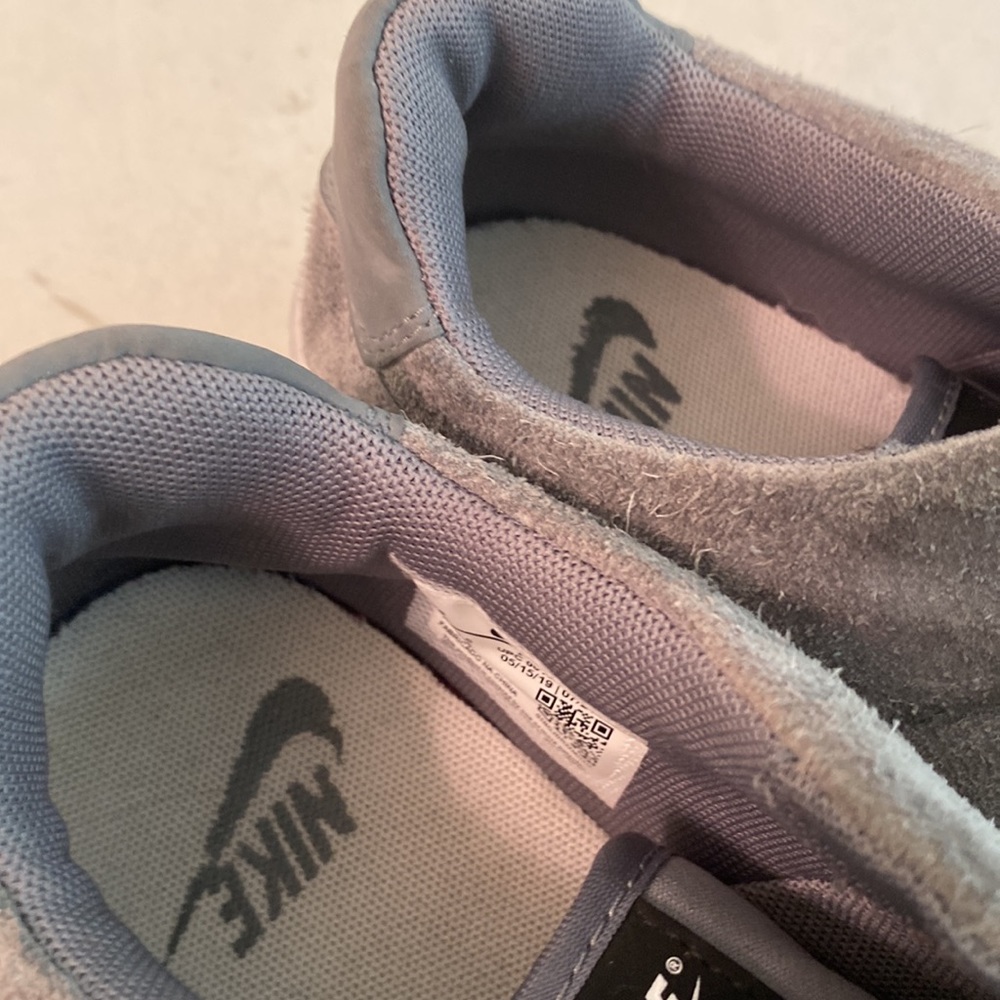 Nike Air Force 1 grey shoes - Picture 15 of 16